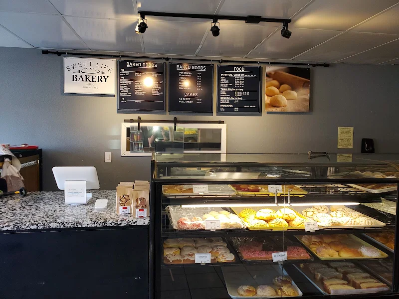 Sweet Life Bakery