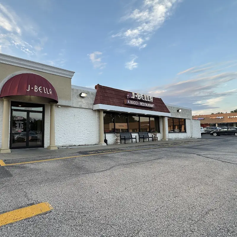 Bucci's J Bella