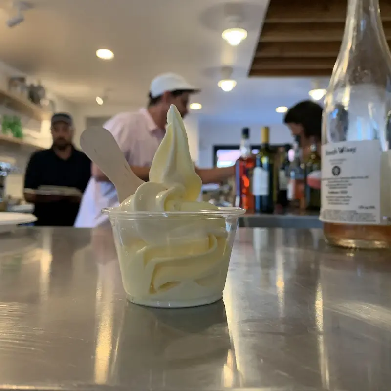 Cosmo’s Snack Bar