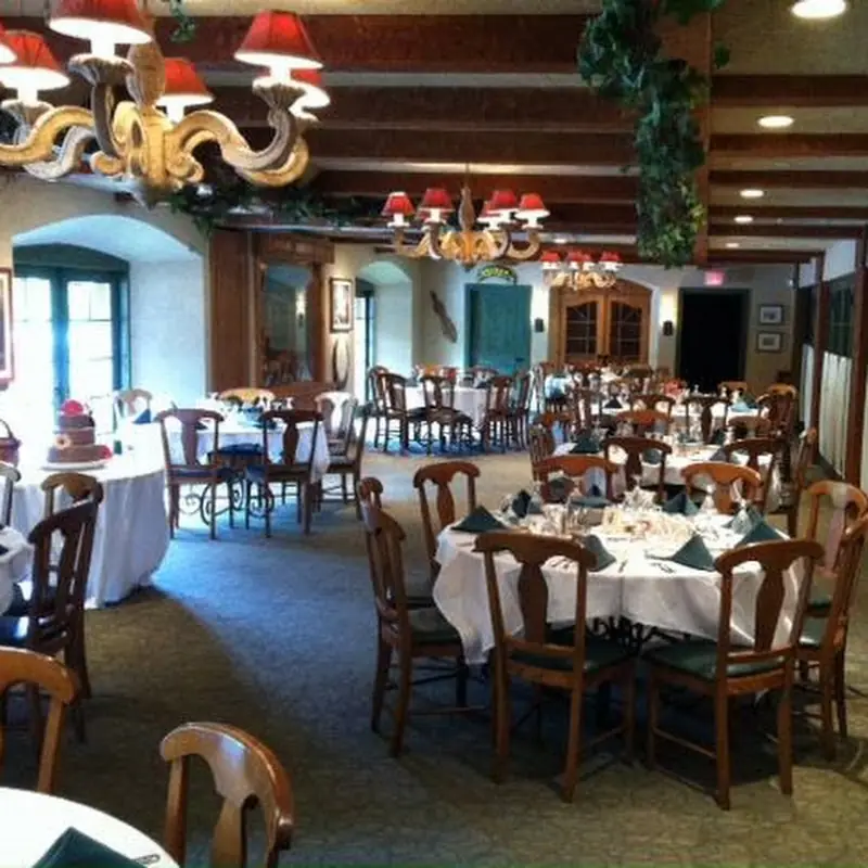 Tosi's Restaurant