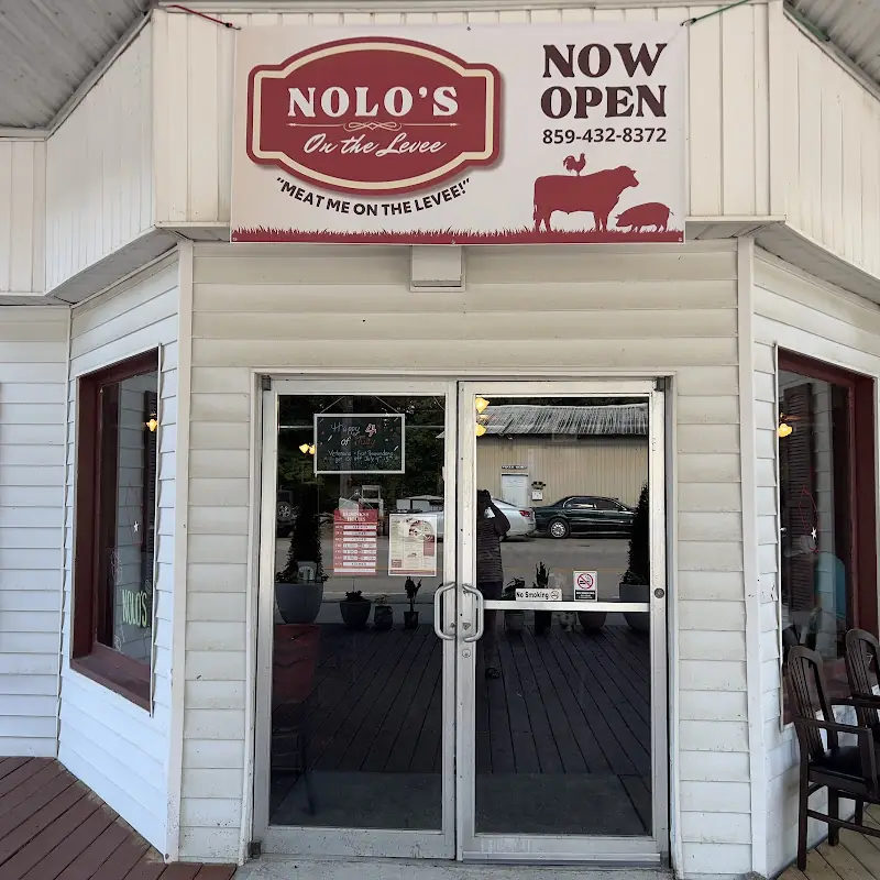 Nolo's on the Levee