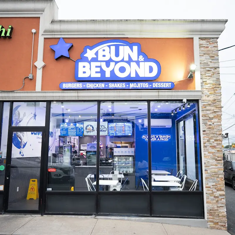 Bun & Beyond Smashburgers