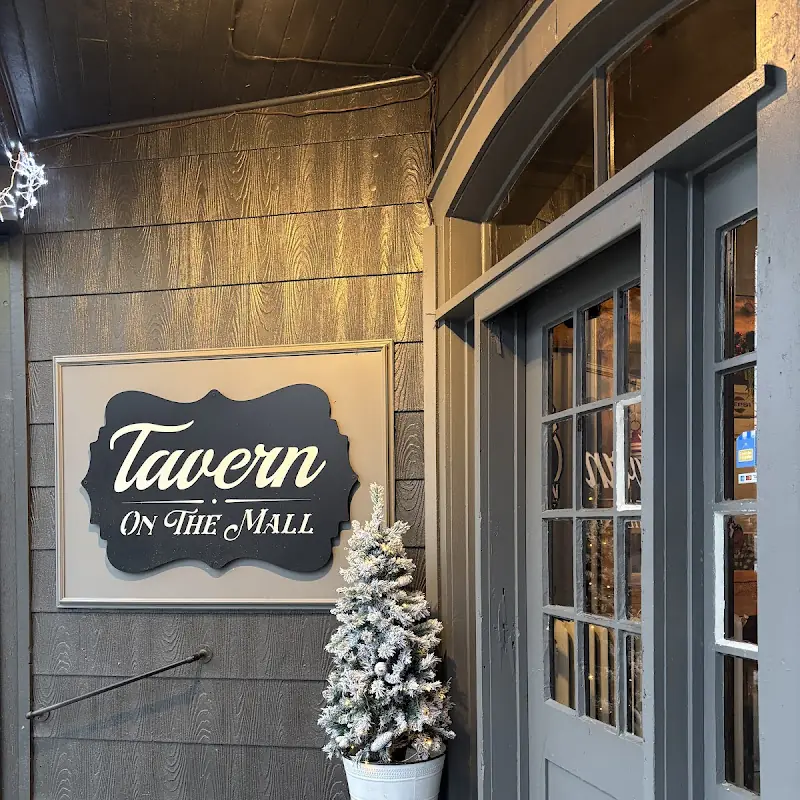 Tavern On the Mall