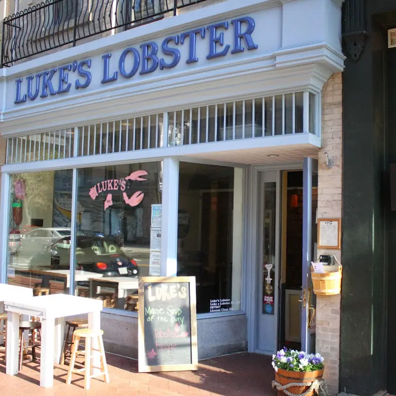 Luke's Lobster Penn Quarter
