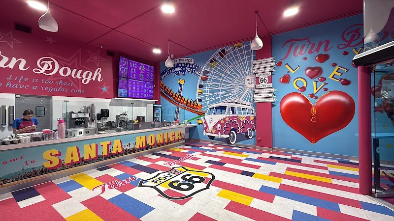 Turn Dough - Ice Cream, Chimney Cake Donut Cones, Milkshakes Santa Monica