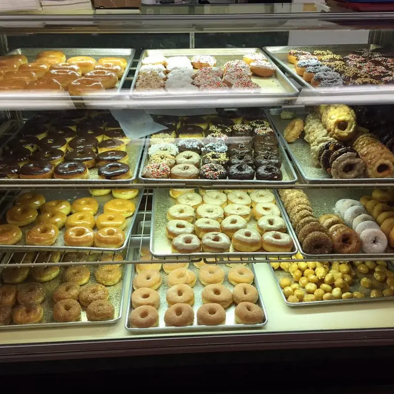 AL's Donuts