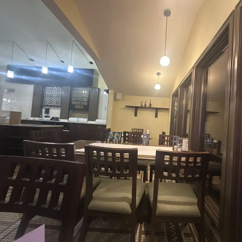 Mandeez Deli and Restaurant