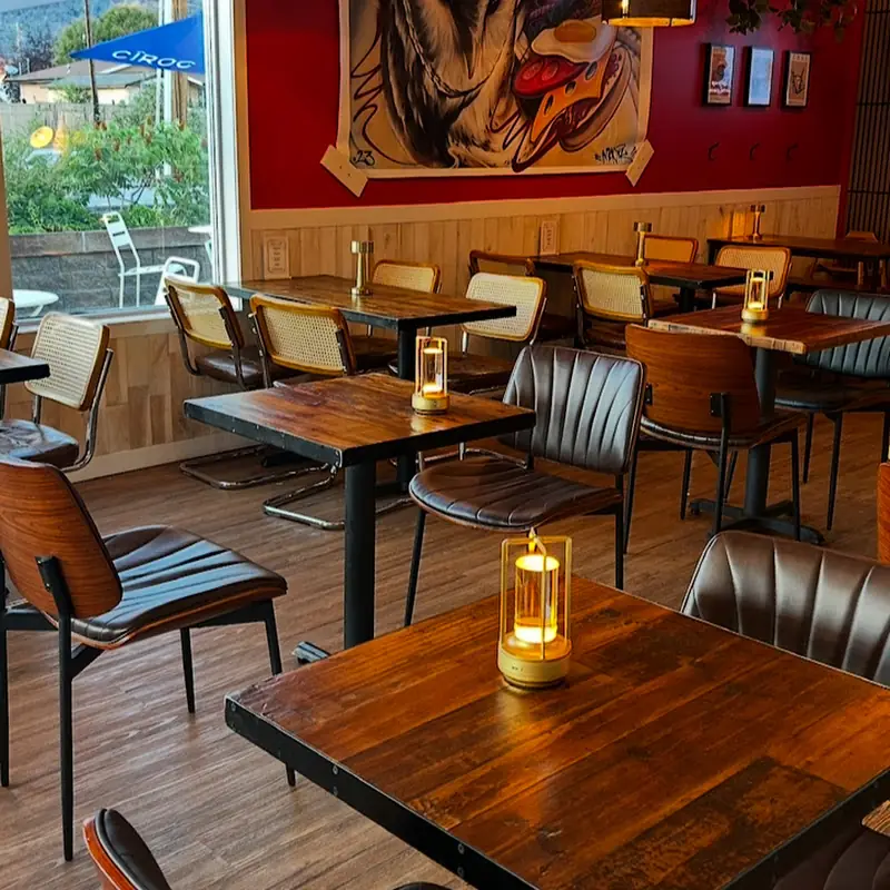 Barn Owl Eatery & Café: eggies + coffee • smash burgers + shakes