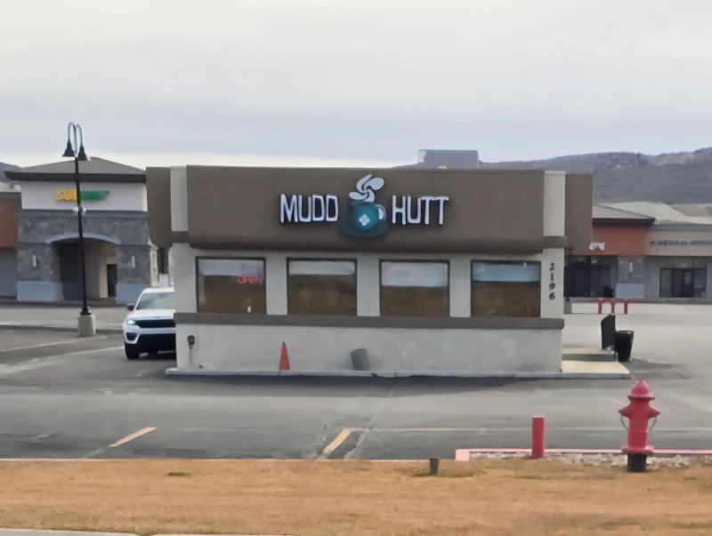 Mudd Hutt