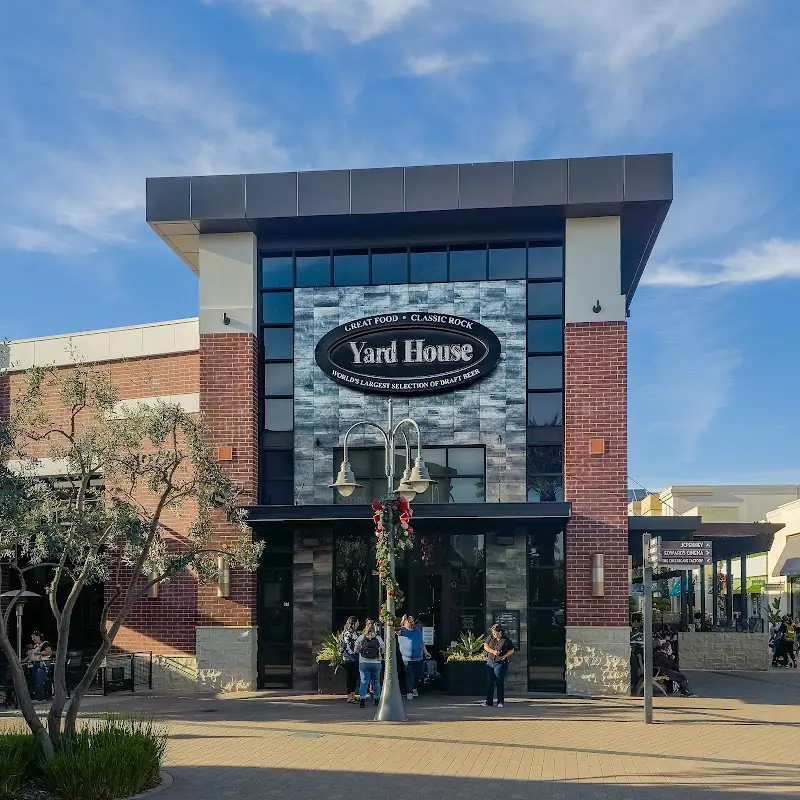 Yard House