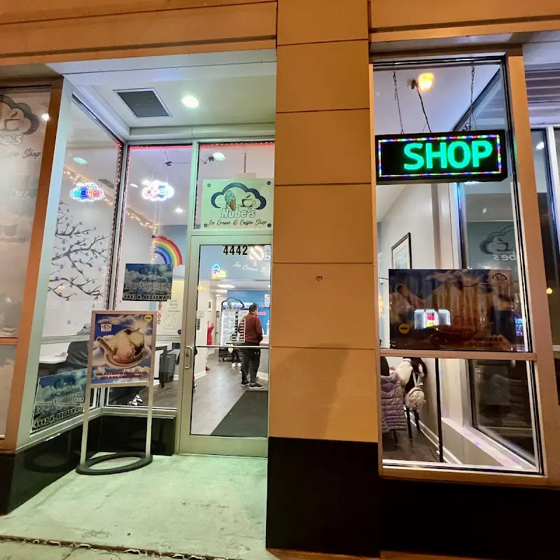 Nube's Ice Cream & Coffee Shop