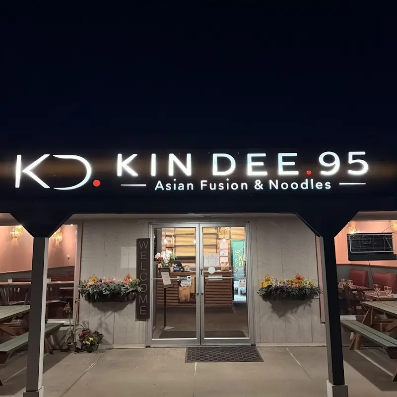 Kin Dee95