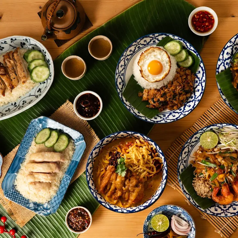 Tray Size - Pad Thai (Chicken)