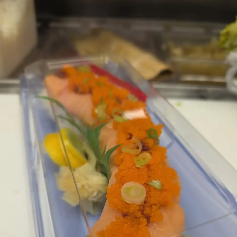 TAUNGZALAT Sushi