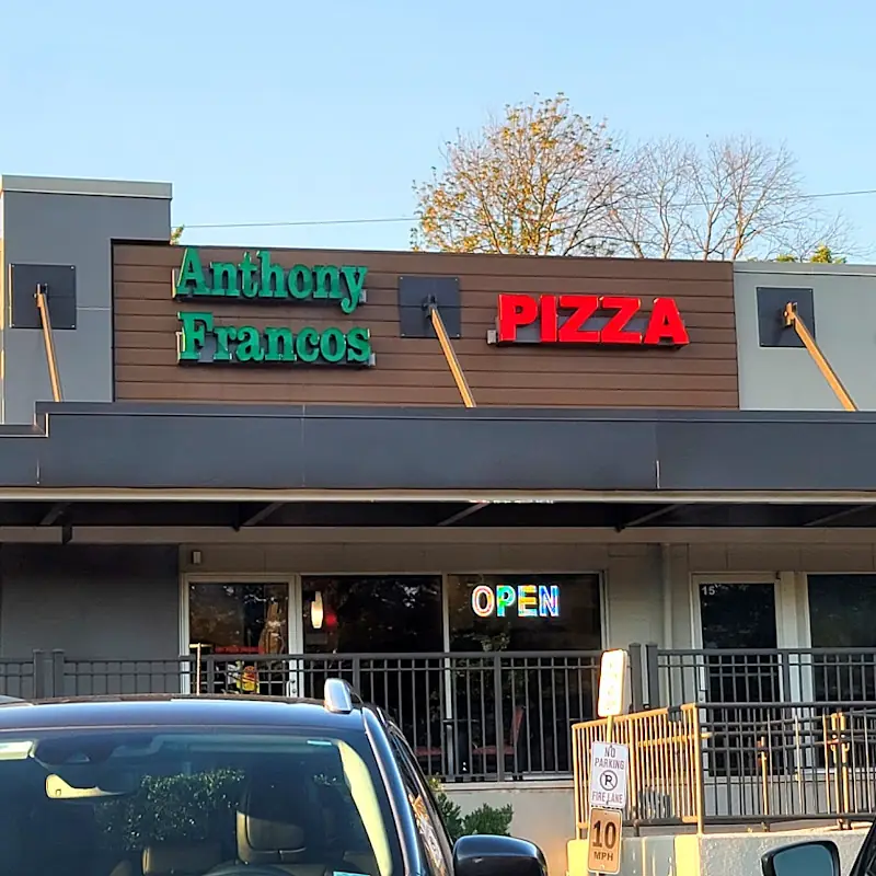 Anthony Francos Pizza Lincoln Park