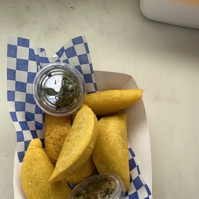Los gordos comida y antojitos colombianos
