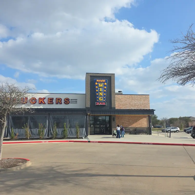 Pluckers Wing Bar