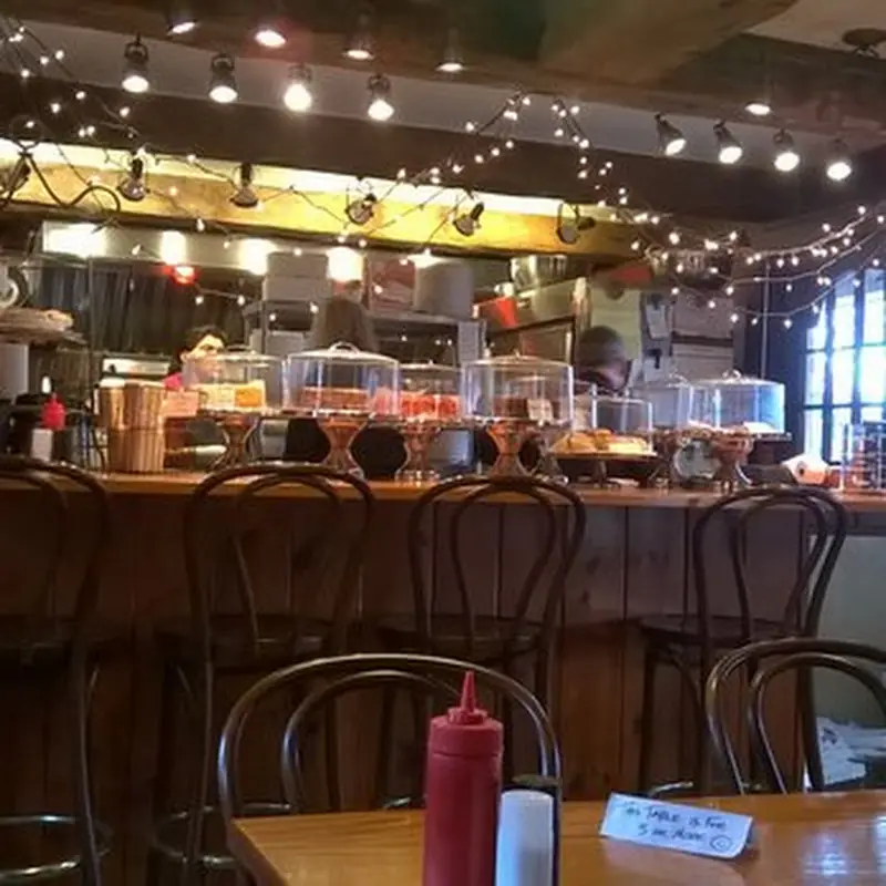Matchbox Cafe