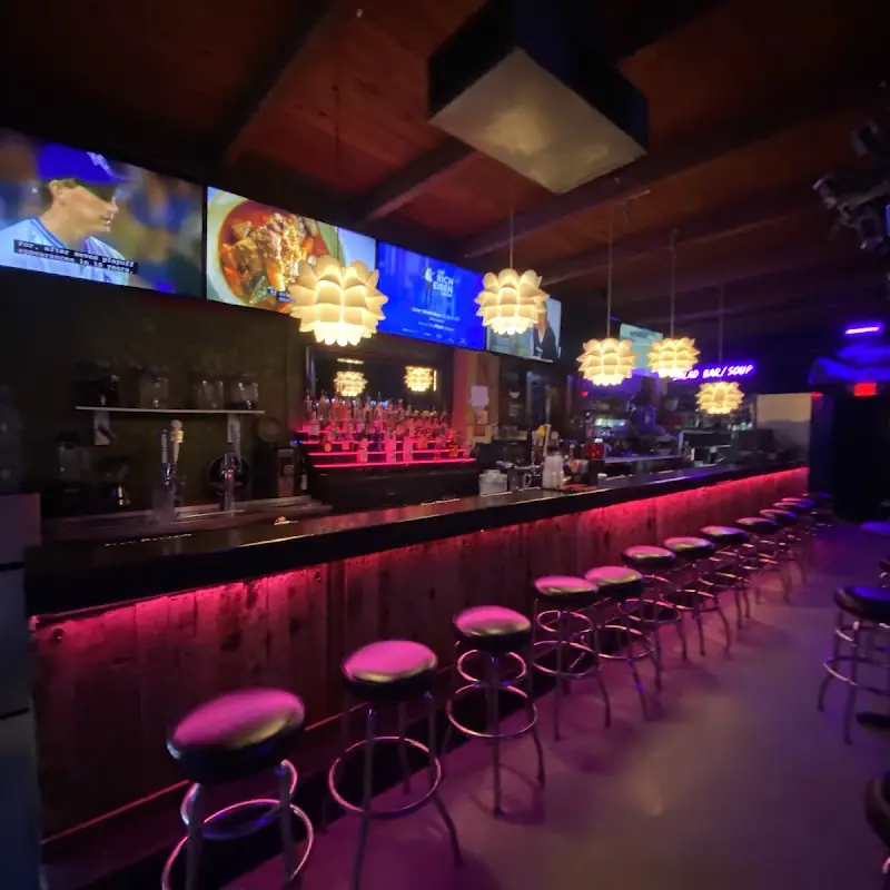 EL GROTTO arcade