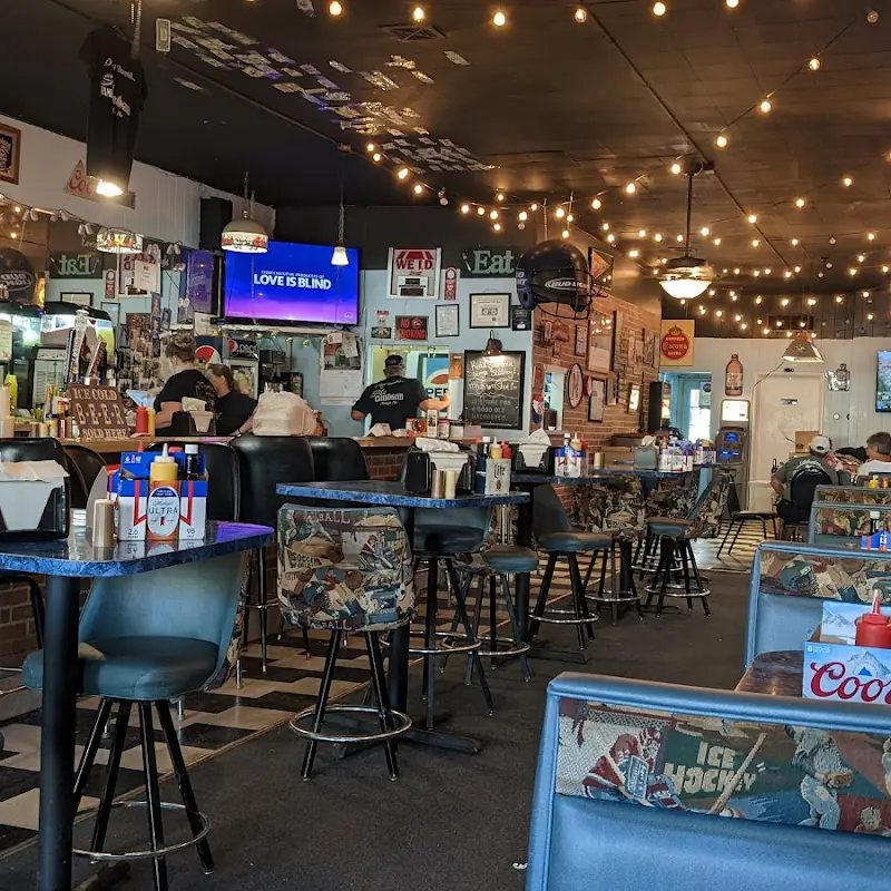 Sly's Family Bar and Grill