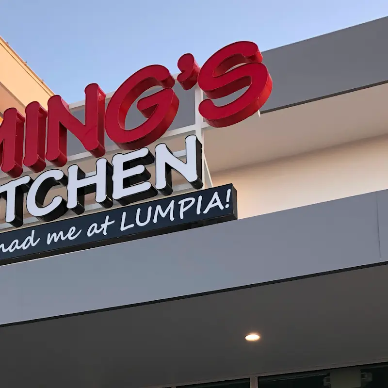 Oming's Kitchen Blue Diamond