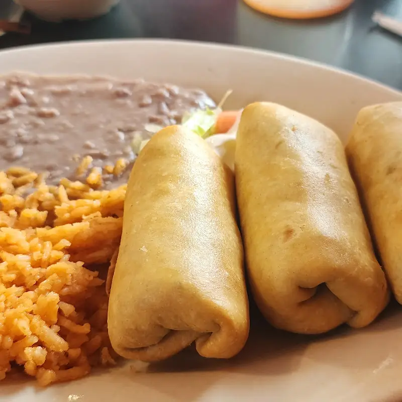 El Ramo Restaurant
