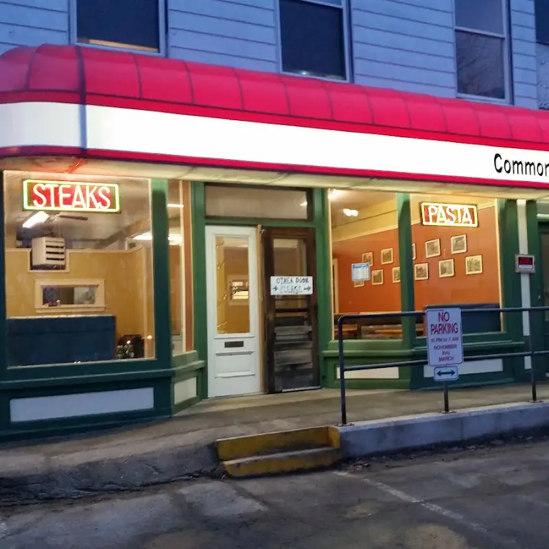 Common House of Pizza
