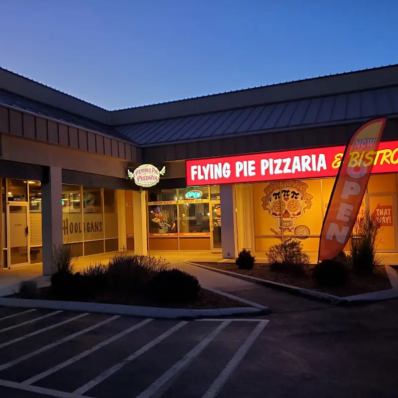 Flying Pie Pizzaria-Overland
