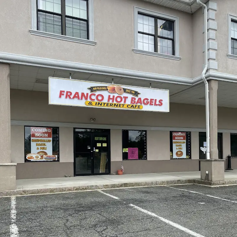 Franco Hot Bagels & Internet Cafe