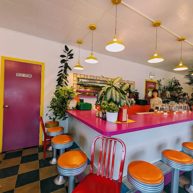 Zinnia’s Dinette