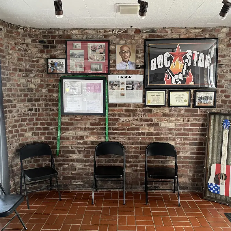 Roc Star Cafe