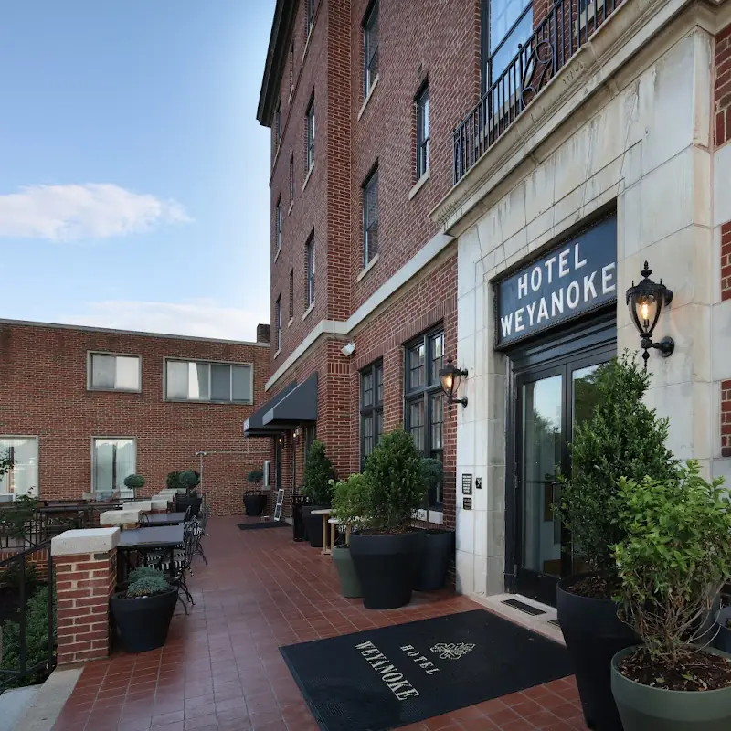 Hotel Weyanoke