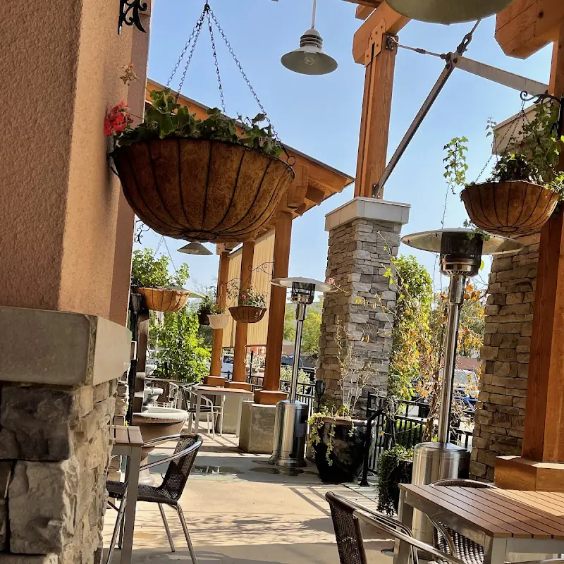 Tah Deeg Persian Cuisine