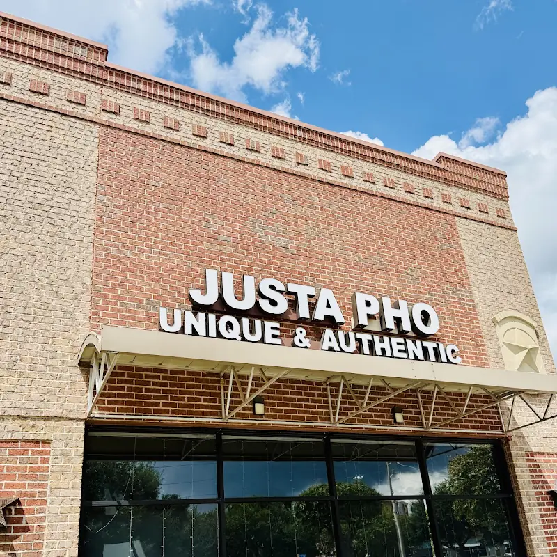 Justa Pho