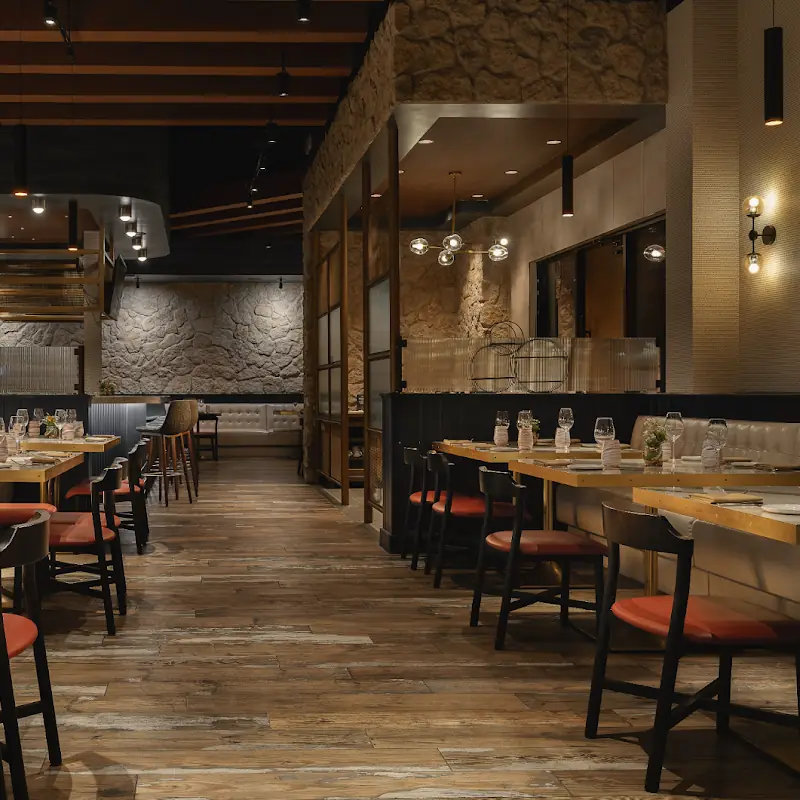 La Madre Canyon Grill