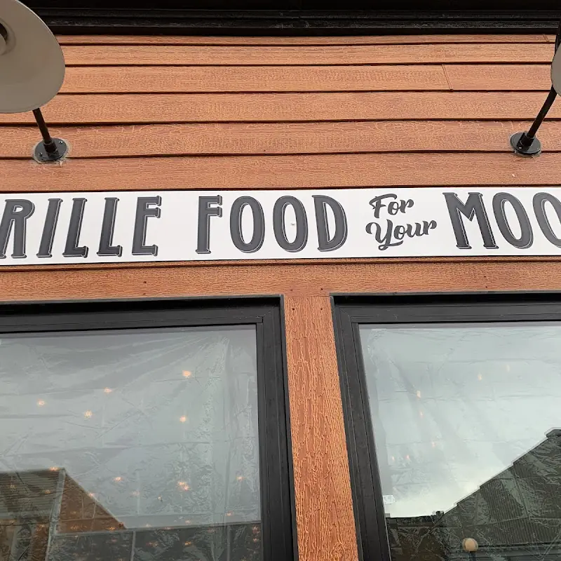 The D&E Grille