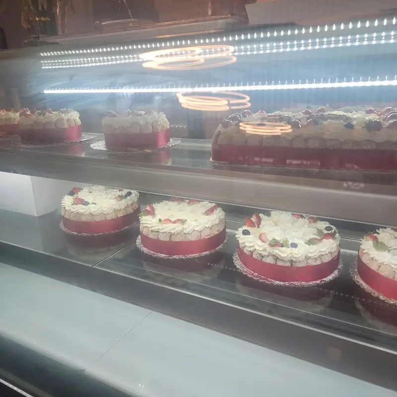 Ladyfingers cakes