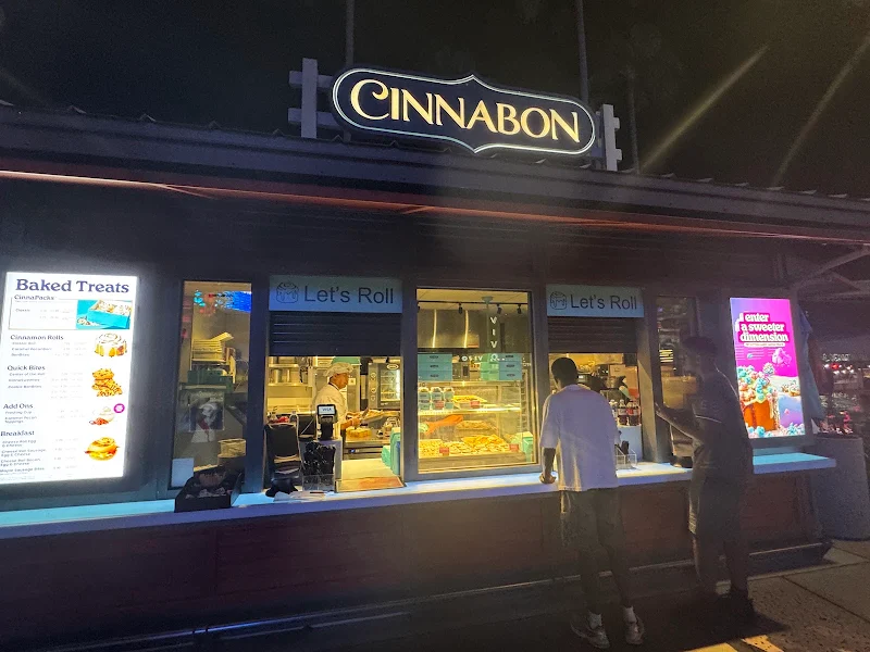 Cinnabon