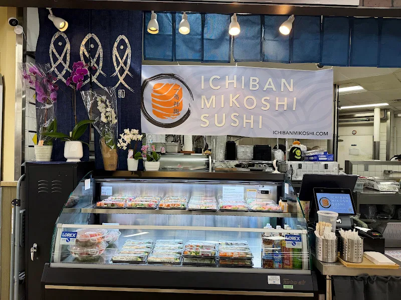 Yellowtail (Hamachi)