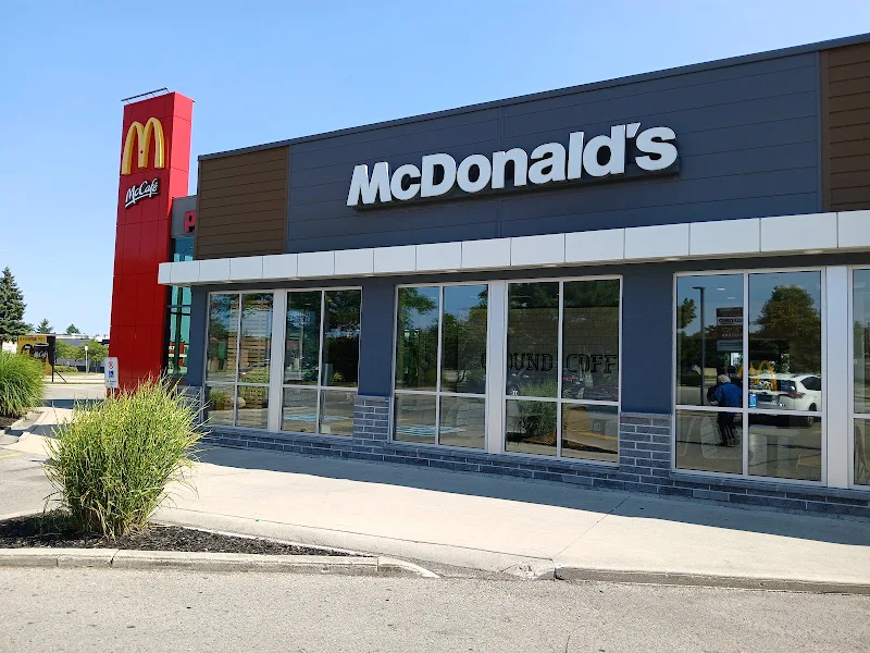 Golden McFlurry [400.0 Cals]