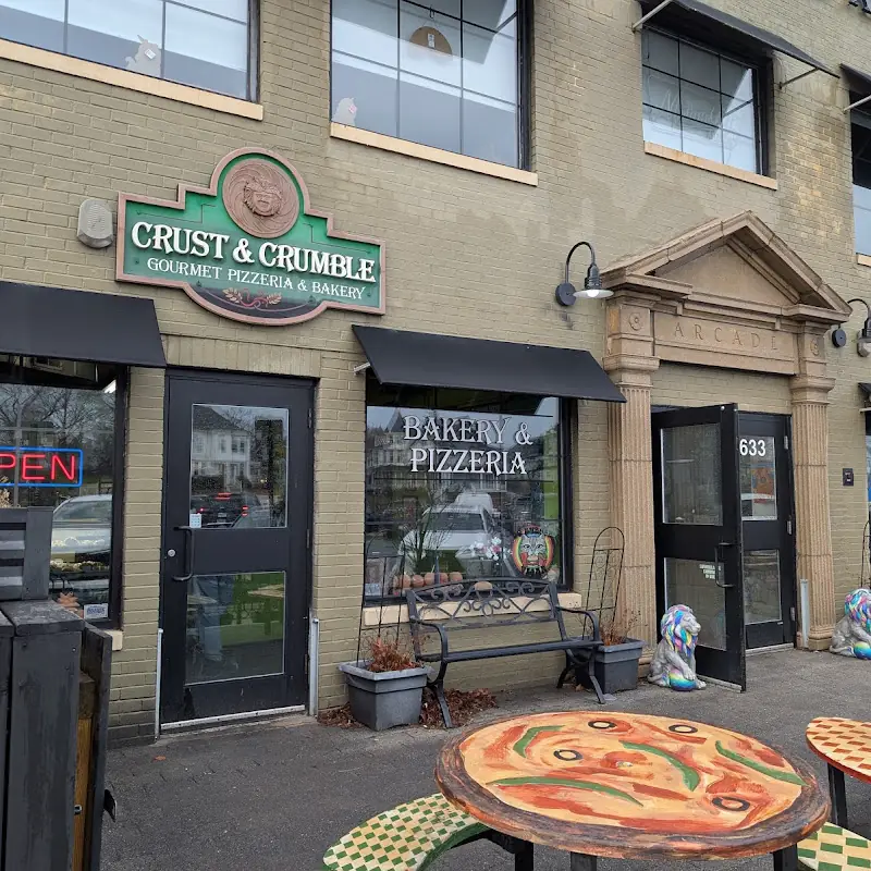 Crust & Crumble Pizzeria