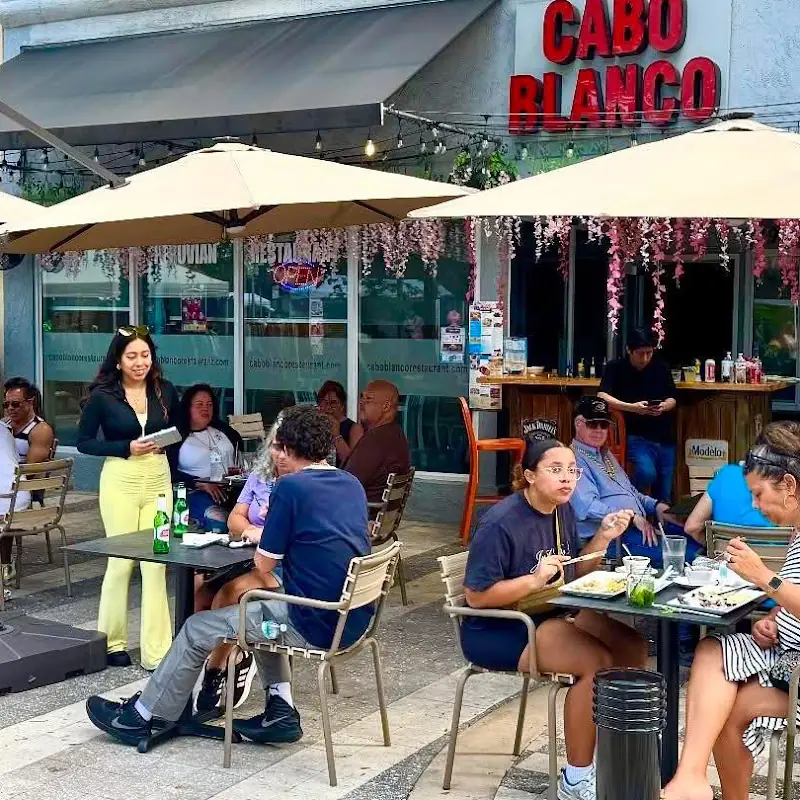 Cabo Blanco Restaurant & Bar