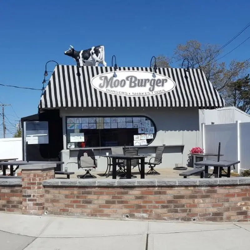 Moo Burger - Island Park