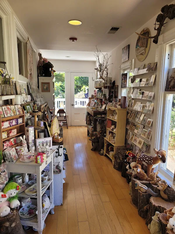 Muir's Tea Room & Gift Shop