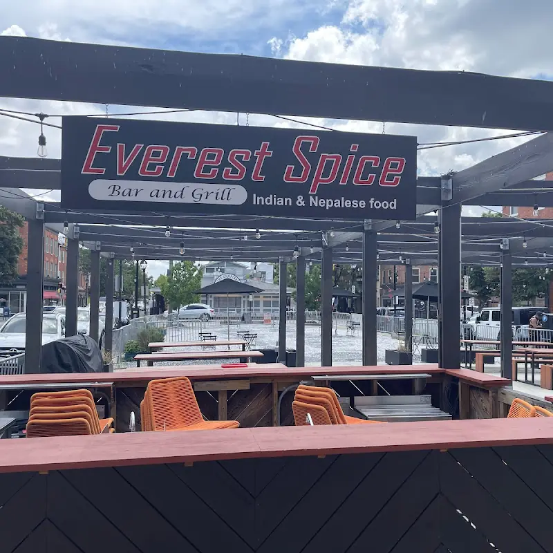Everest Spice Bar And Grill