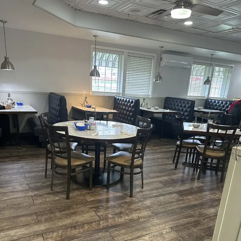 Diamonds Family Restaurant