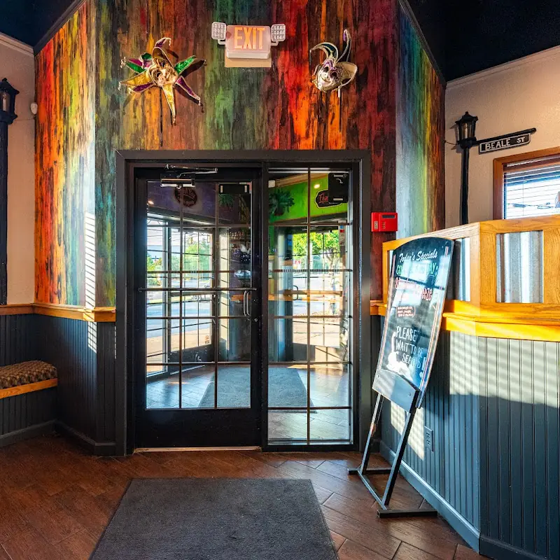 Redbone's Grill & Bar
