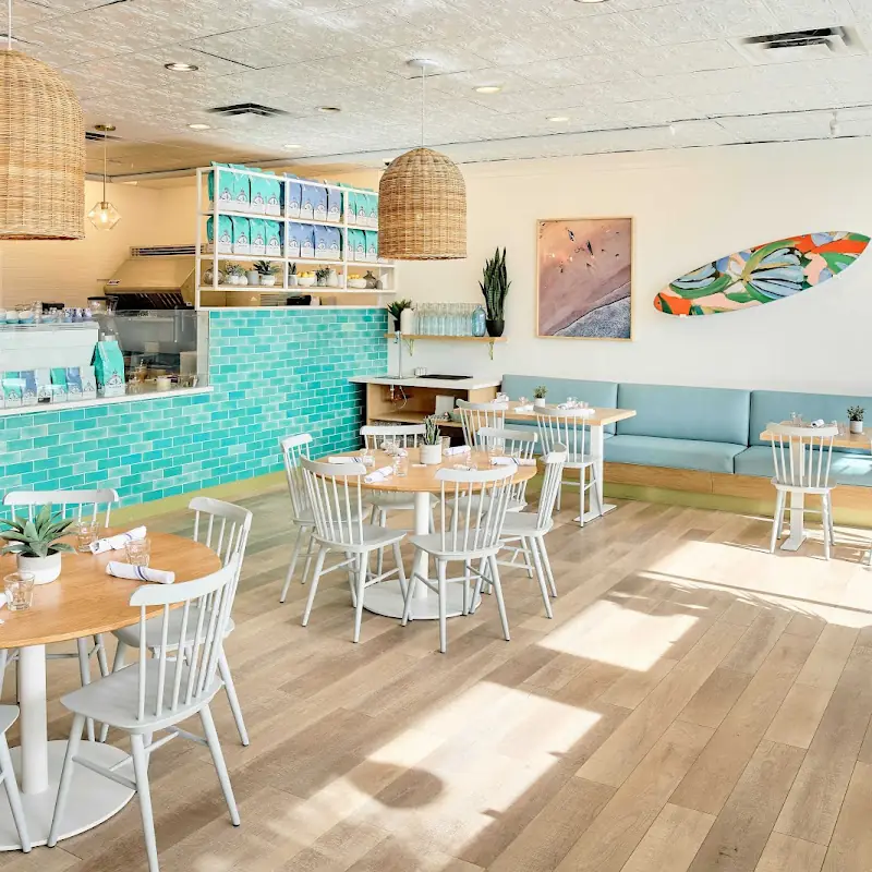 Bluestone Lane Manhattan Beach Café