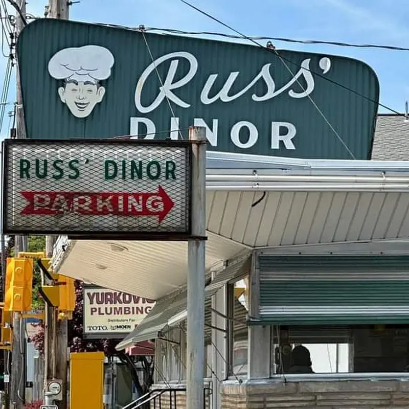 Russ' Dinor