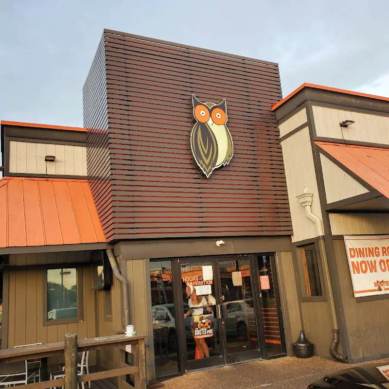 Hooters